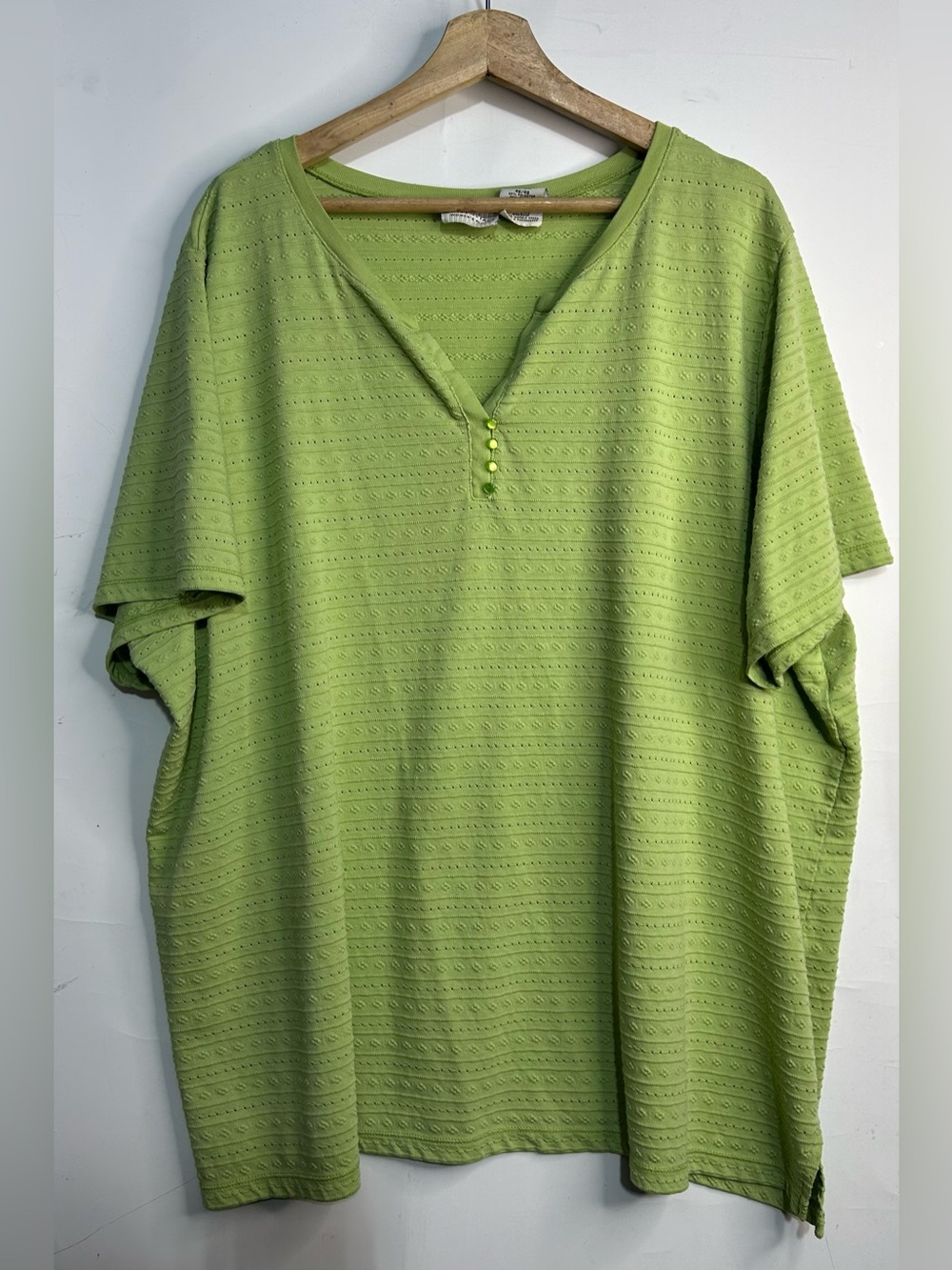 White Stag Textured Green Half Button T-Shirt 26W/28W